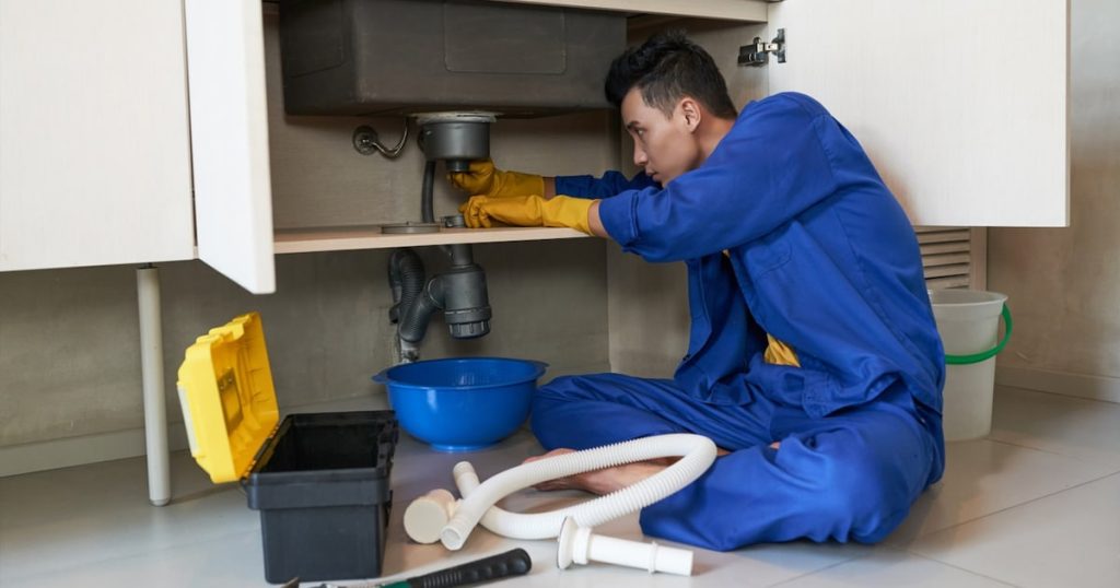 Plumbers in Tucson
