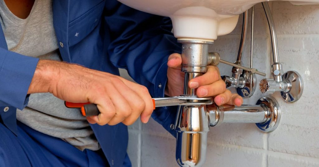 The Many Ways Plumbers in Tucson Can Help